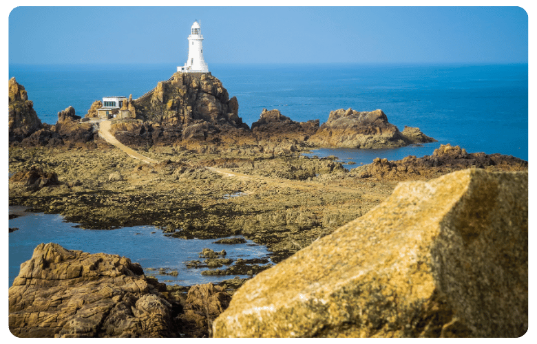 Caxton-business-NEWWEB-CardFrame-jersey