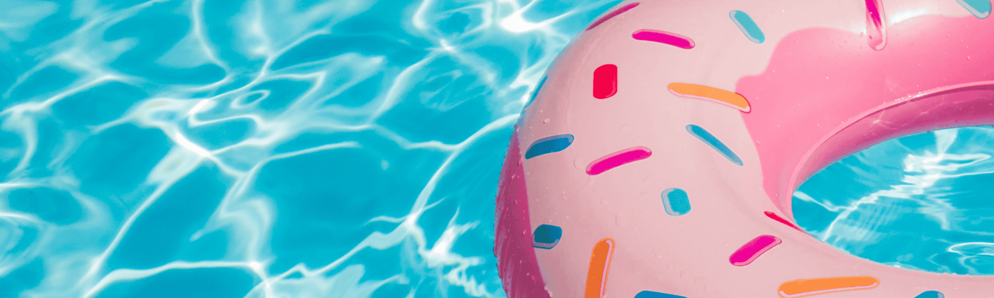 Caxton-NEWWEB-HERO-Travel-insurance-over-50