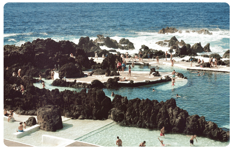 Caxton-card-shape-travel-image-rockpool