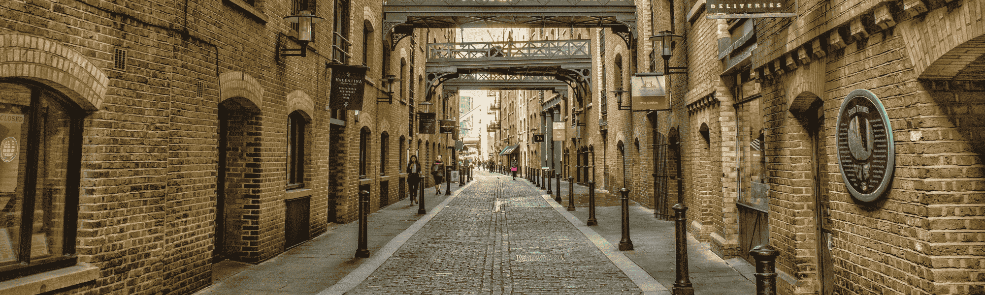 Caxton_Backgroun_2000x600_london1