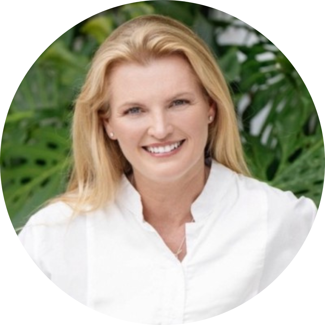 Lisa Takis Visa Executive