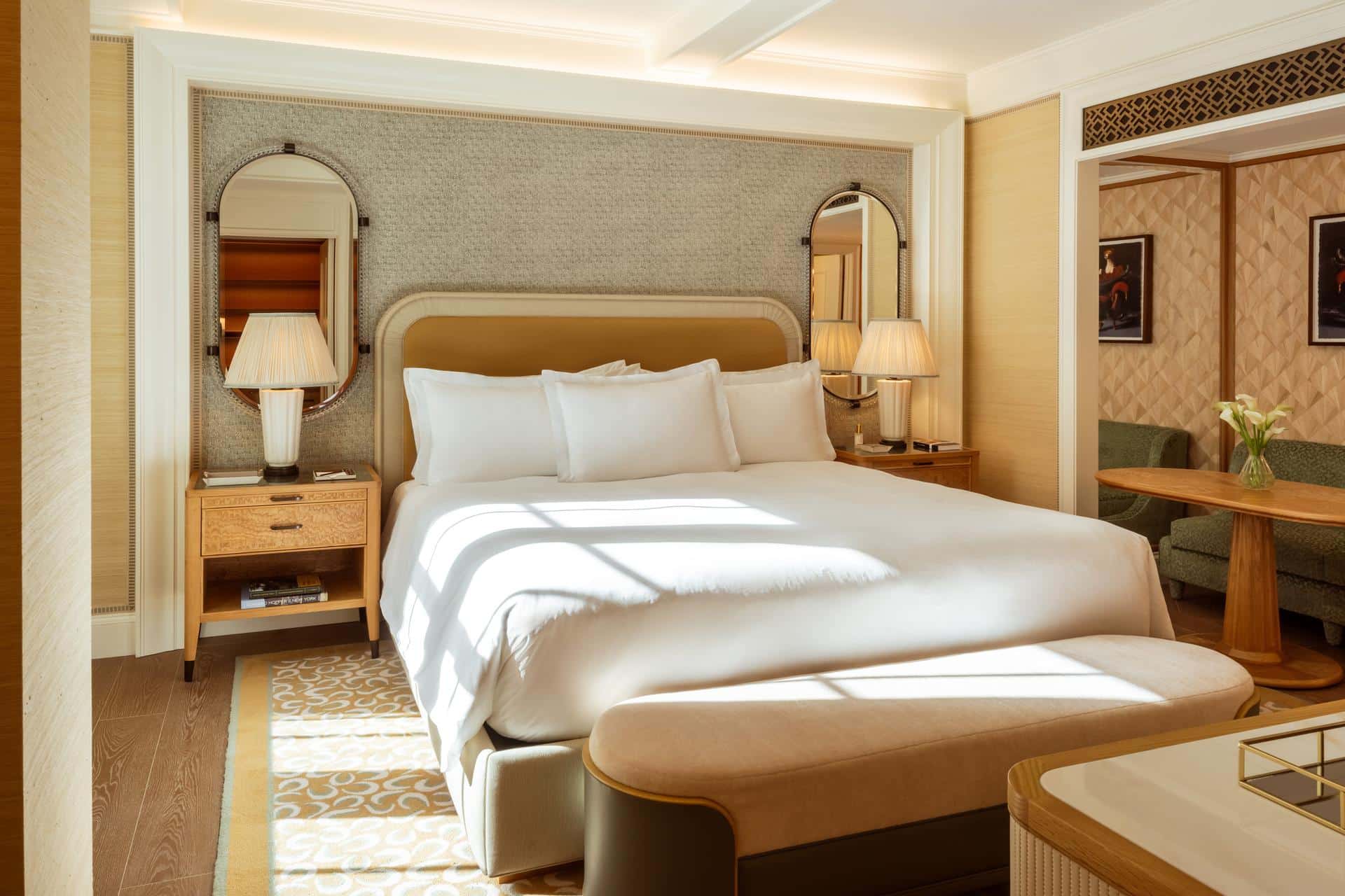 Latest Luxury Hotel Special Offers for Caxton Insiders