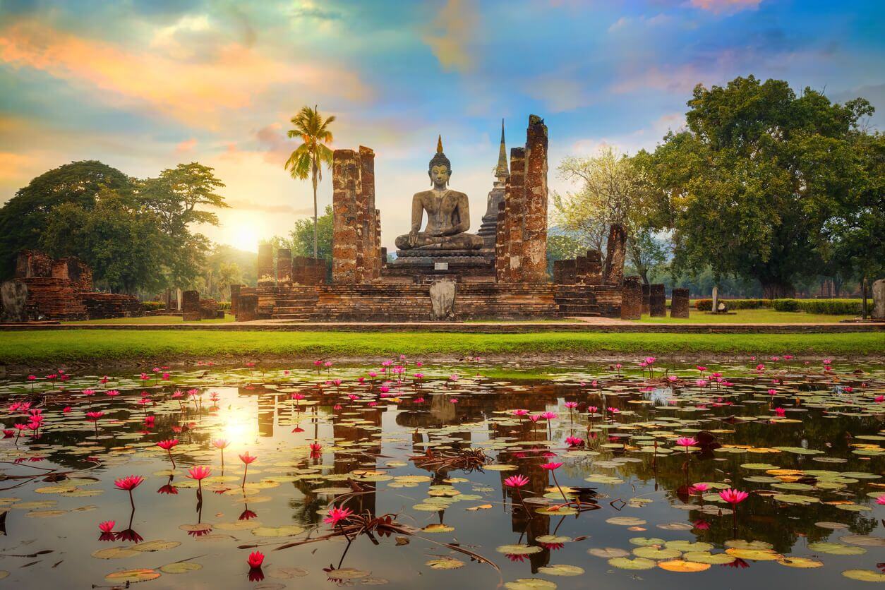 caxton-travel-smarter-blog-travel-money-in-thailand (3).jpg